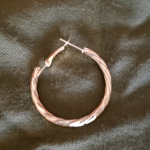 NWT Gold Tone hoops - Picture 2 of 2
